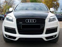Увеличить фотографию Такси Audi Q7